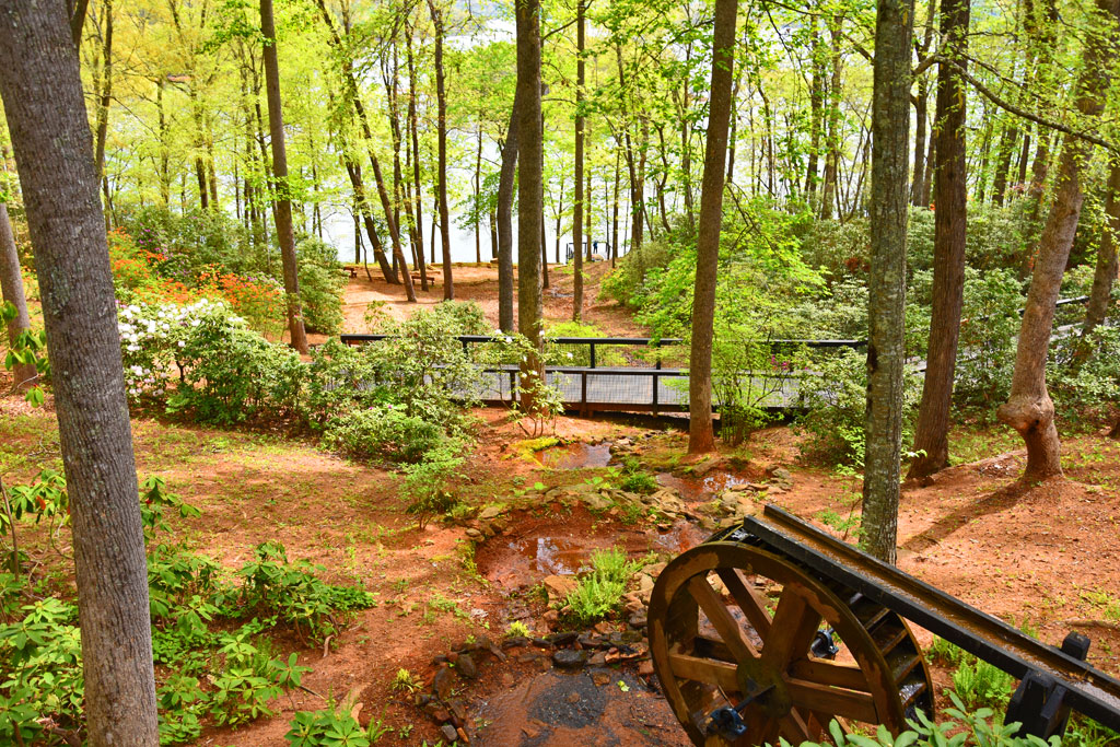Hamilton Gardens in Hiawassee, GA with Lake Chatuge view