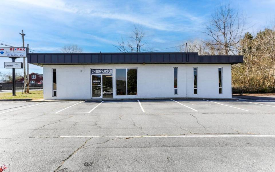 Murphy,North Carolina mountain commercial property, Georgia mountain commercial real estate, 427 HILL STREET, Murphy, North Carolina 28906, ,Commercial,For sale,HILL STREET Advantage Chatuge Realty