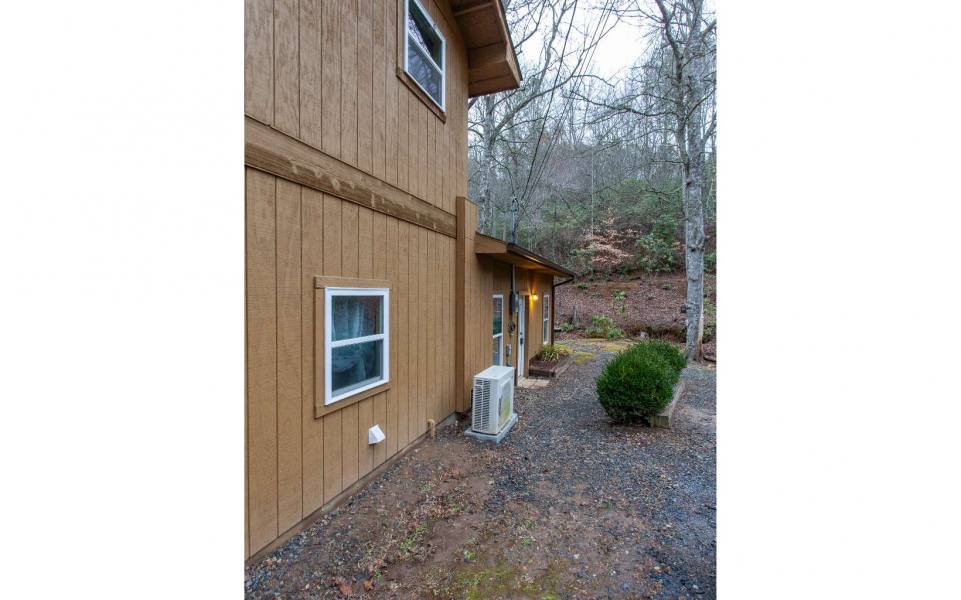 Marble,North Carolina Mountain Home For sale,55 BLUE JAY LN, Marble, North Carolina 28905,view, cabins, mountain homes for saleBLUE JAY LNAdvantage Chatuge Realty
