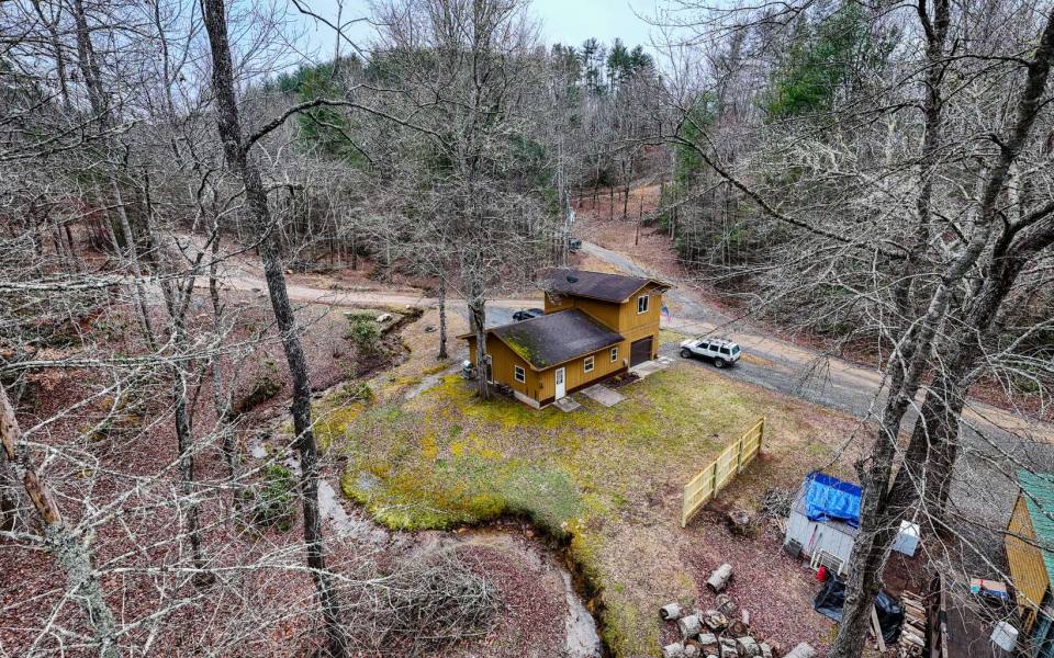 Marble,North Carolina Mountain Home For sale,55 BLUE JAY LN, Marble, North Carolina 28905,view, cabins, mountain homes for saleBLUE JAY LNAdvantage Chatuge Realty