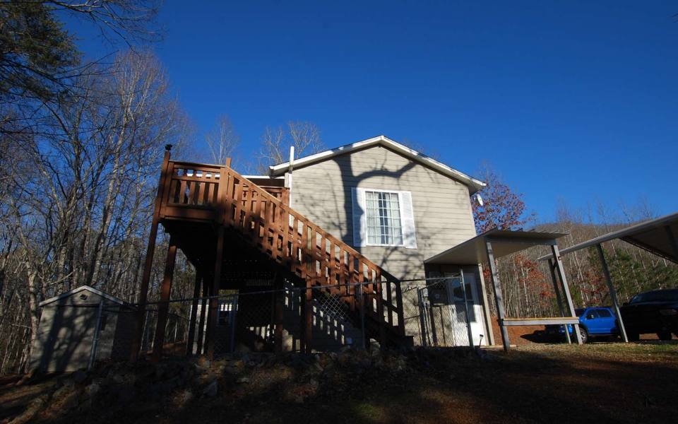 Warne,North Carolina Mountain Home For sale,2595 CARTER COVE ROAD, Warne, North Carolina 28909,view, cabins, mountain homes for saleCARTER COVE ROADAdvantage Chatuge Realty